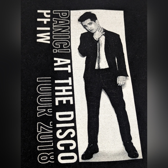 Panic! At The Disco 2018 Concert Tour - Cities and Dates on Back - Picture 2 of 8